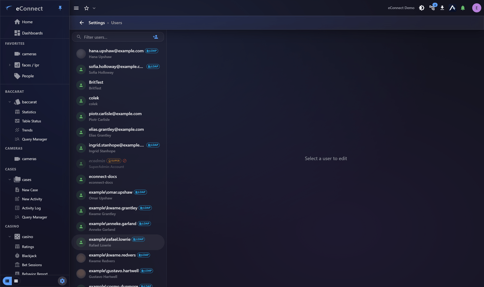 The user list, with accounts and their sign-in names
